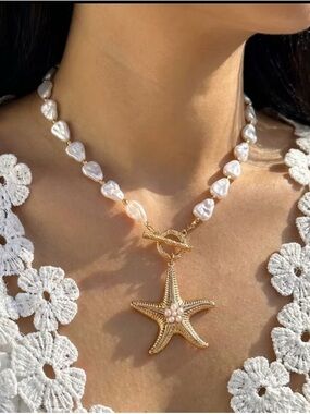 Gold Starfish Pearl Necklace - Women Jewelry